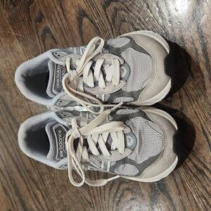 Kids New Balance 990v6 Size 3.5